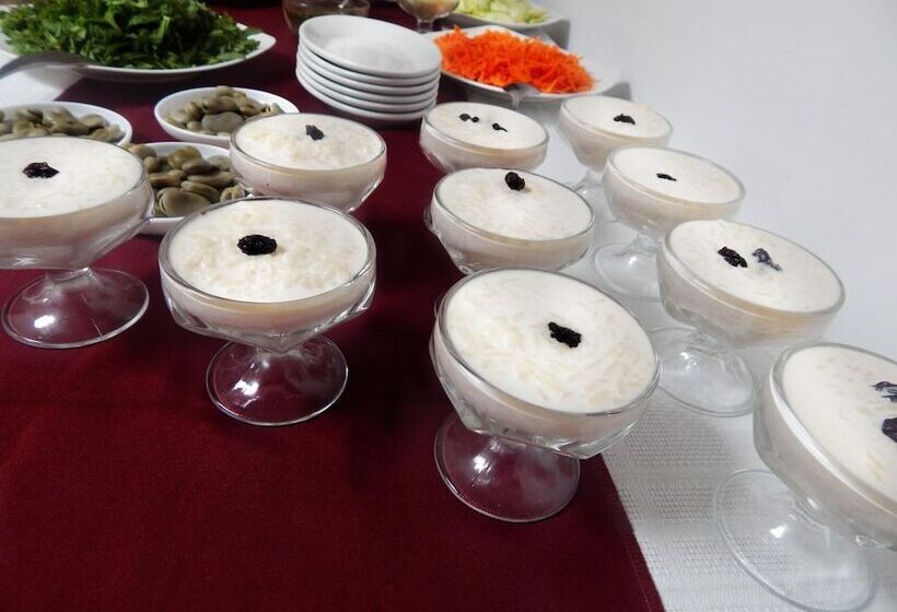 پانسیون Hostal El Roble