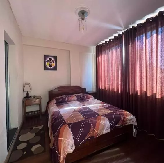 پانسیون Hostal Graciela