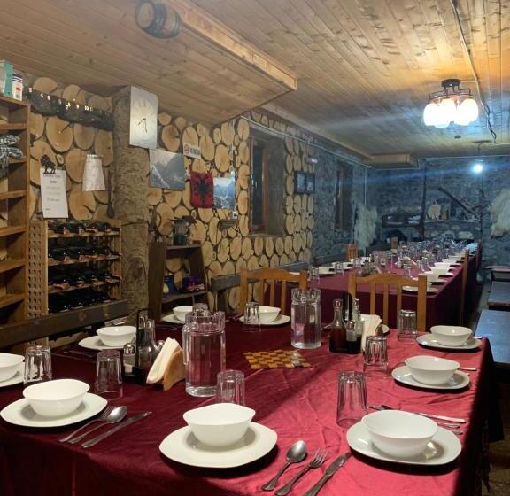 Majatalo Shpella Guesthouse Theth