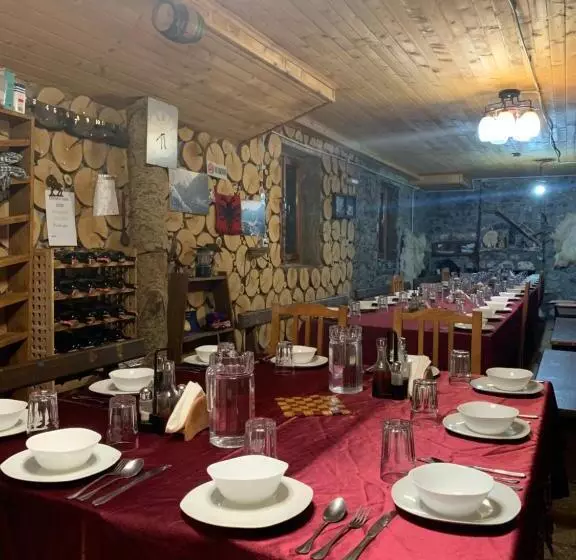 Pensió Shpella Guesthouse Theth