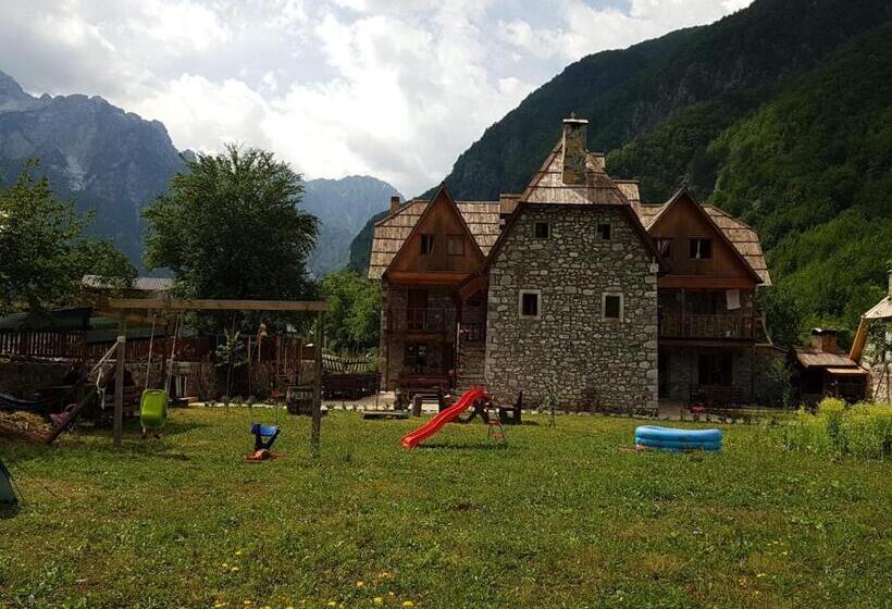 Majatalo Shpella Guesthouse Theth