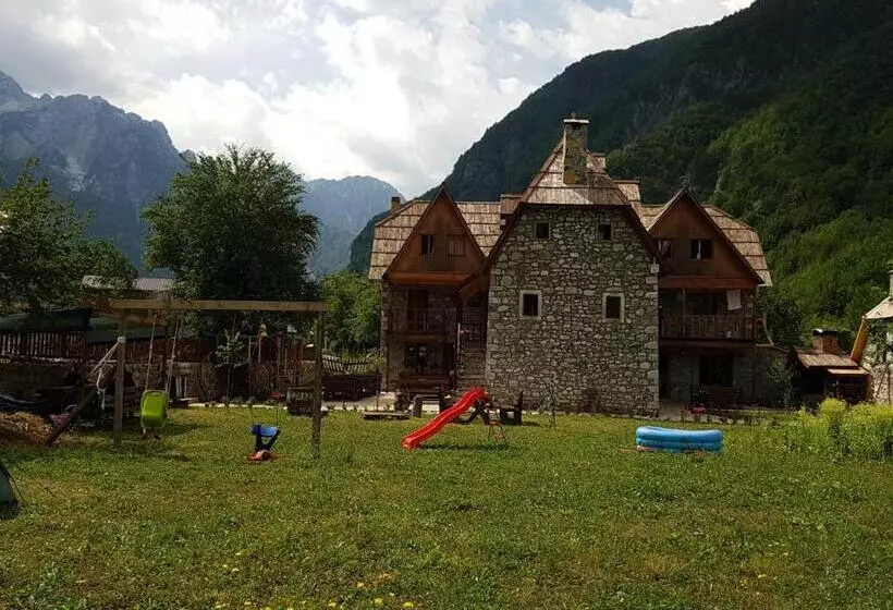 Pensió Shpella Guesthouse Theth