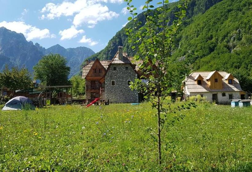 Majatalo Shpella Guesthouse Theth