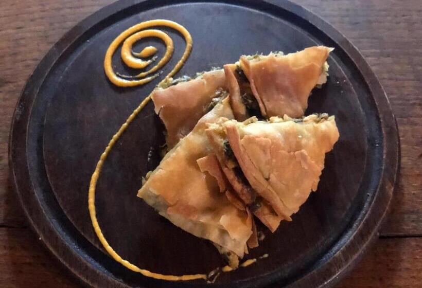 Majatalo Shpella Guesthouse Theth