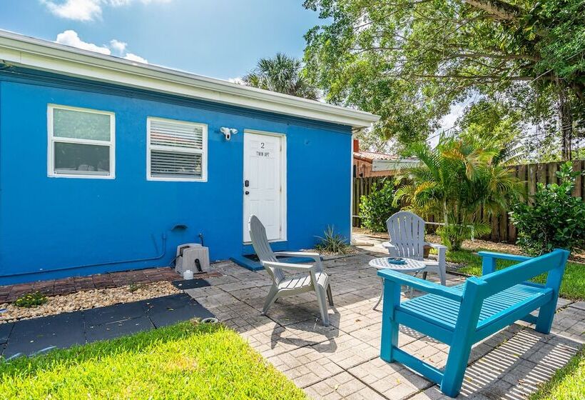 بنسيون The Blue House Fort Lauderdale