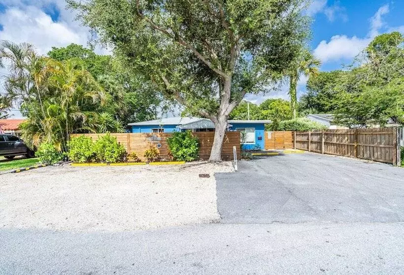 پانسیون The Blue House Fort Lauderdale