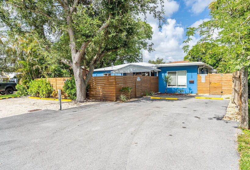 بنسيون The Blue House Fort Lauderdale