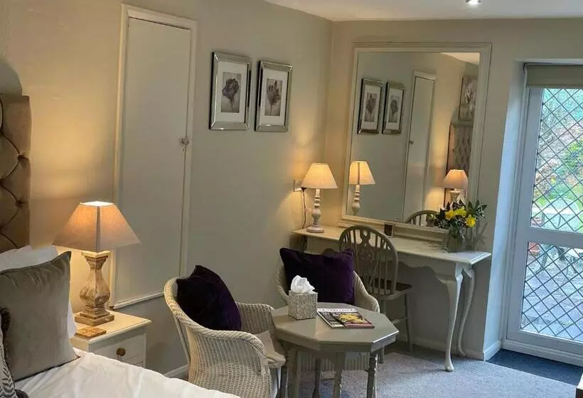 Pension (Hôtel basse catégorie) The Old Forge