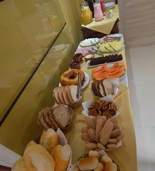ペンション Pousada Campos Montreal