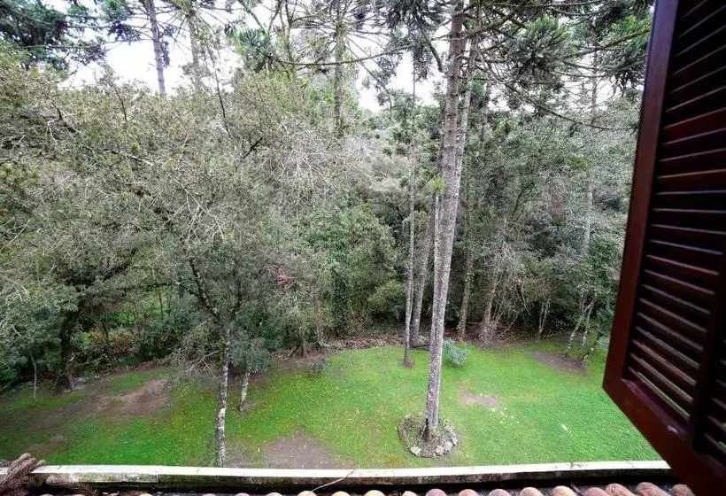 ペンション Pousada Campos Montreal