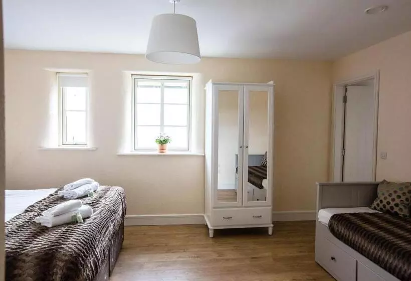 ペンション Rock Farm Slane   Limehouse