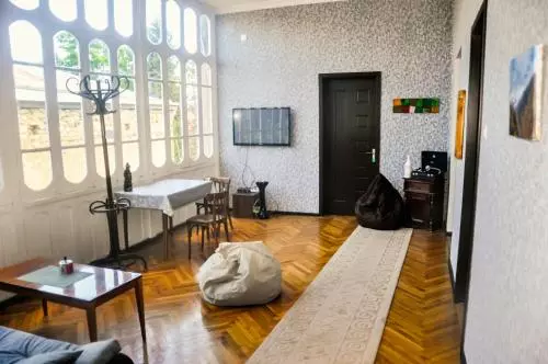 پانسیون Tin Tina Guesthouse