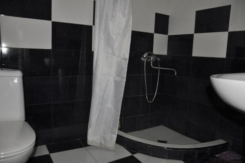 پانسیون Tin Tina Guesthouse