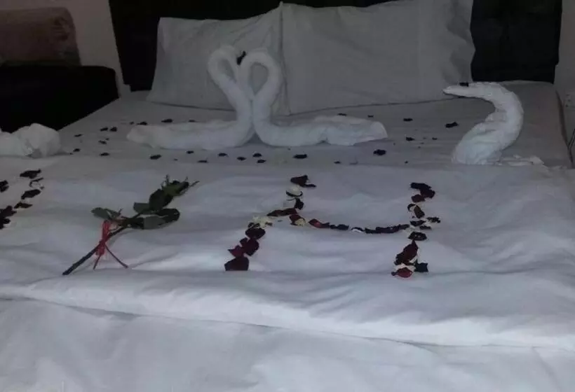 Al Tawheed Hotel Apartments