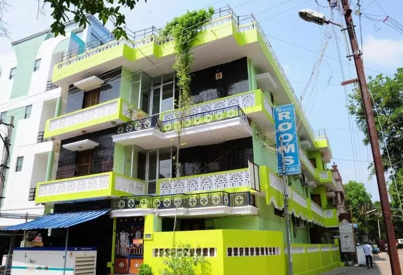 ペンション Arunachala Ramana Home