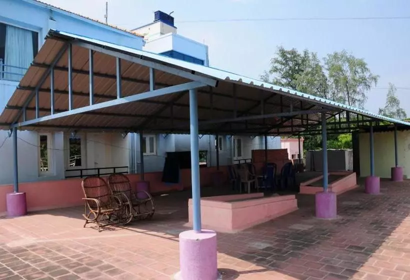 ペンション Arunachala Ramana Home