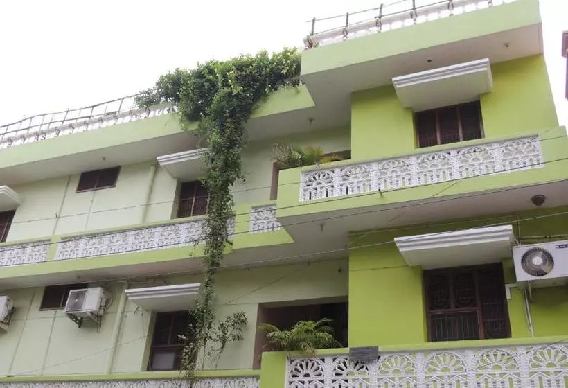 ペンション Arunachala Ramana Home