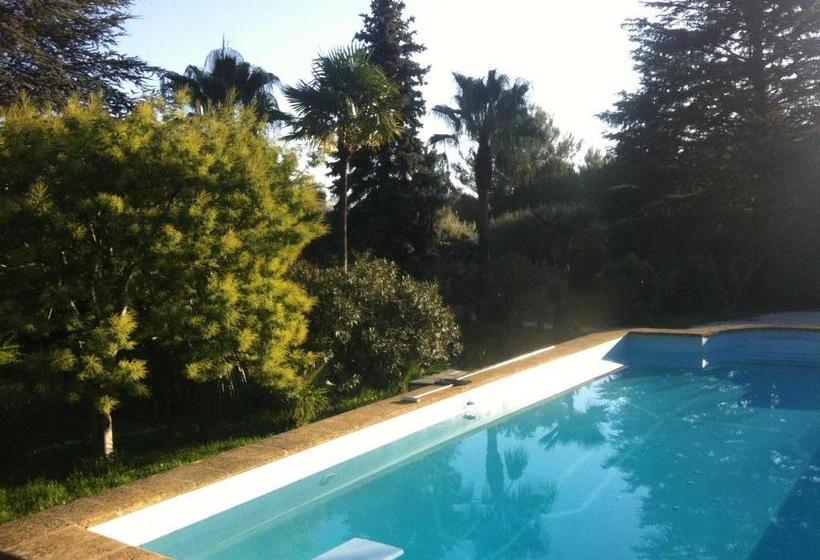 پانسیون Du Coté De Chez Soi