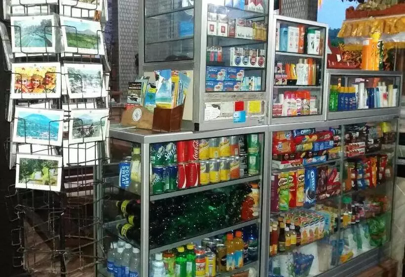 Majatalo Kembar Inn Padangbai