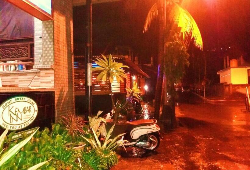 פנסיון Kembar Inn Padangbai