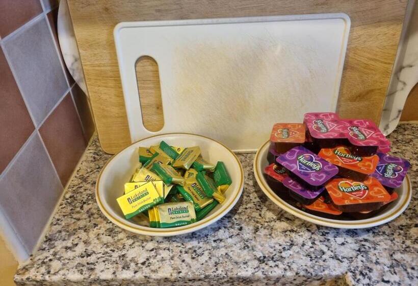 ペンション The Jays Guest House