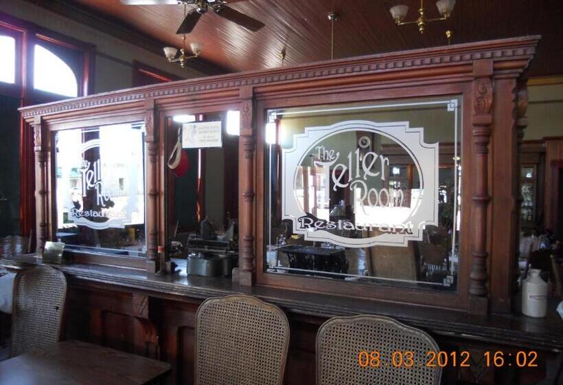 旅馆 Landmark Inn At The Historic Bank Of Oberlin