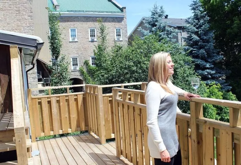 Retkeilymaja Merrickville Guest Suites