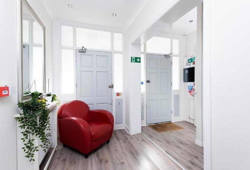 Apartments On The Park