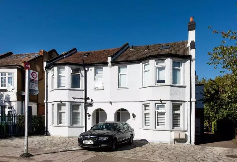 Apartments On The Park