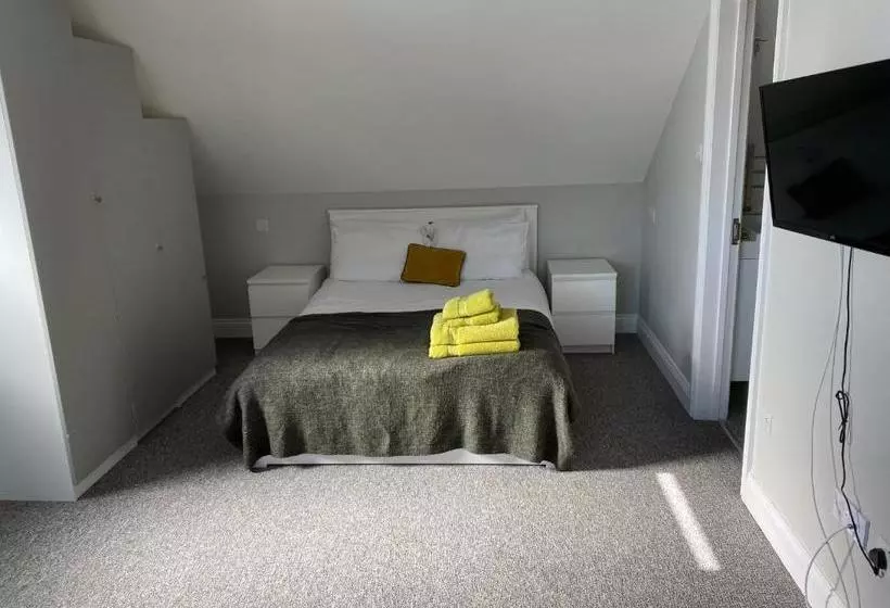 Apartments On The Park