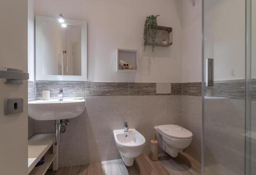 بنسيون Aquamarina