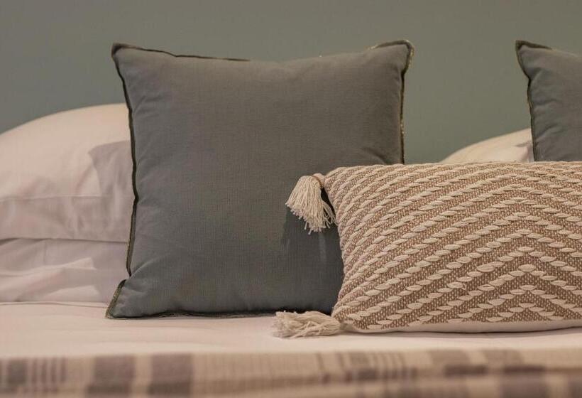 بنسيون Aquamarina