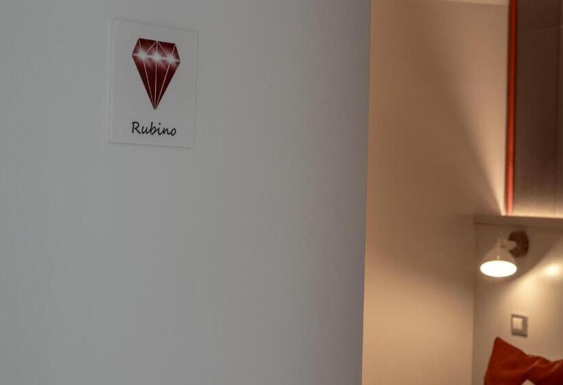 بنسيون Aquamarina