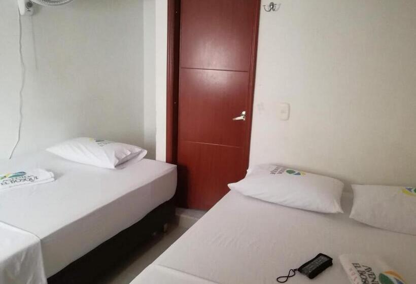 پانسیون Avenida El Bosque