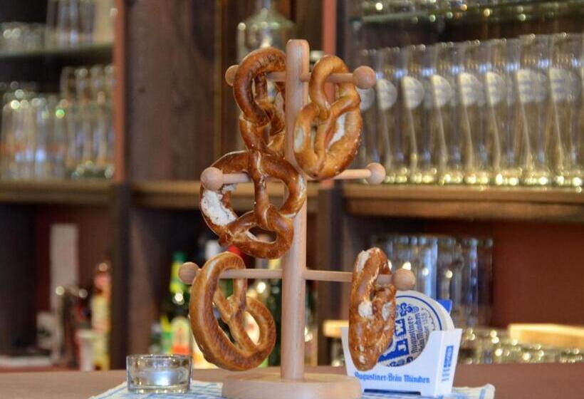 פנסיון Bavaria Wirtshaus   Hotel & Gästezimmer  Frankenberg Eder