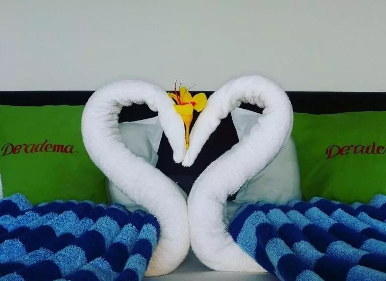پانسیون De Adema Guesthouse