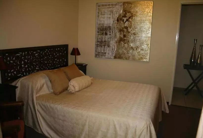 Majatalo Tamboti House