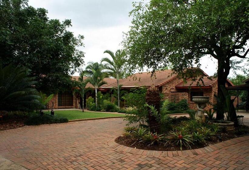 פנסיון Tamboti House