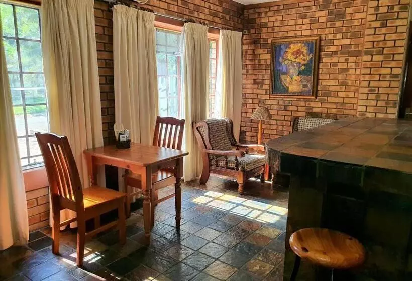 Majatalo Tamboti House