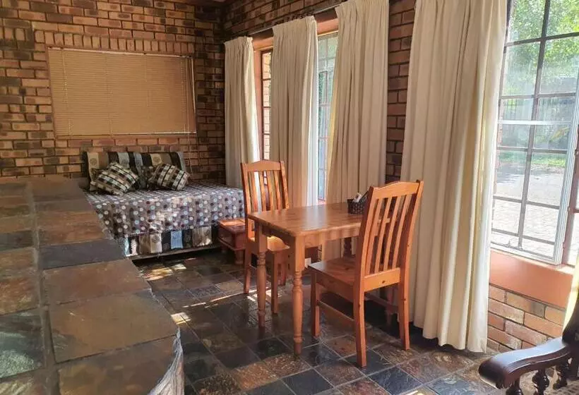 Majatalo Tamboti House