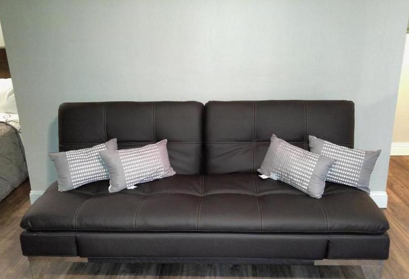 فندق صغير Lily's Lodge