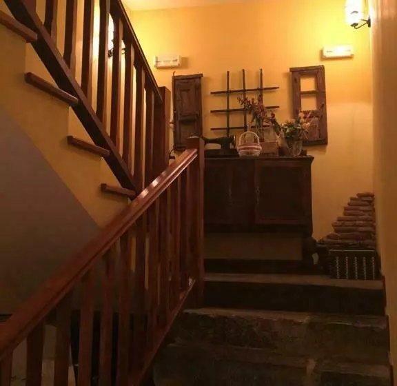 Retkeilymaja Posada Soano