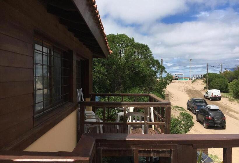 هاستل Villa Olimpia Cabañas