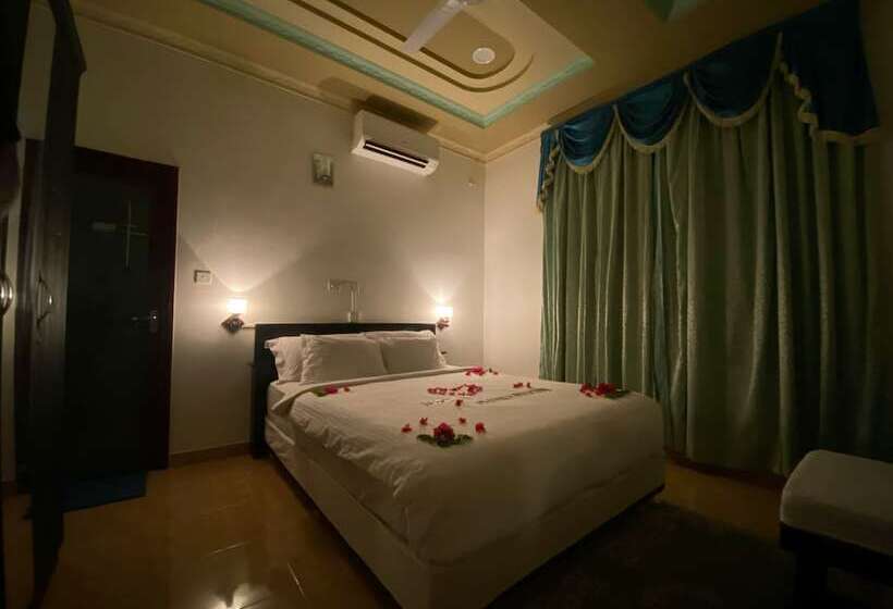 پانسیون Vieni Qua Grand