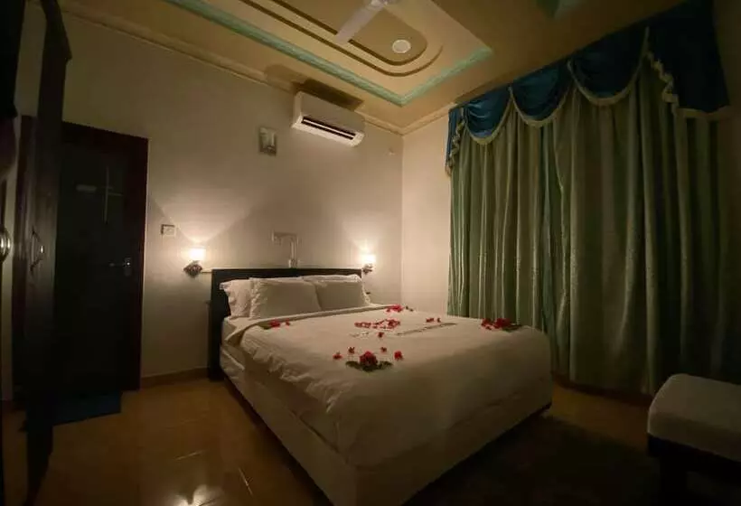 پانسیون Vieni Qua Grand