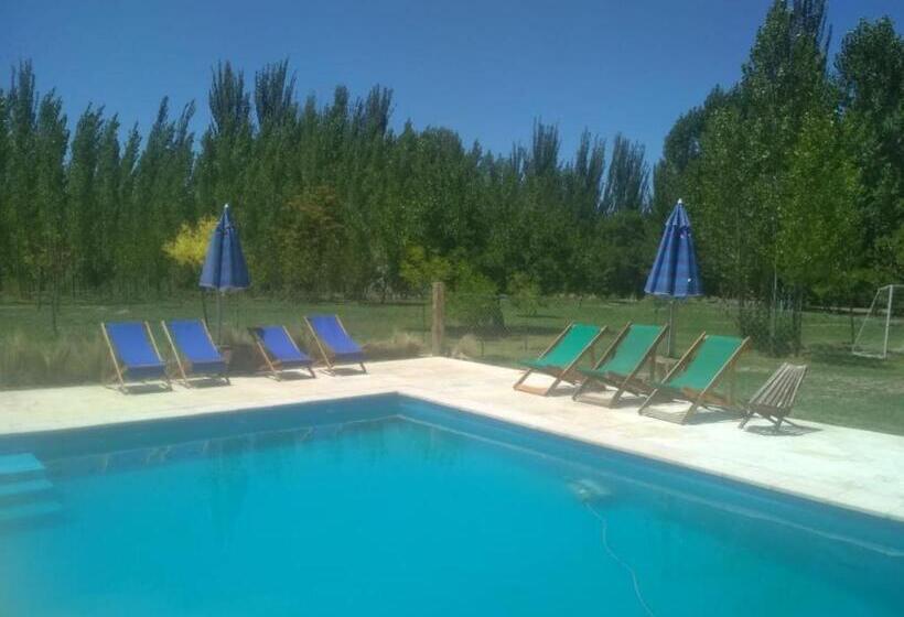 ユースホステル Finca La Clementina