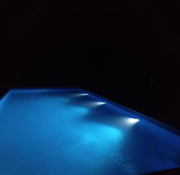 ユースホステル Finca La Clementina