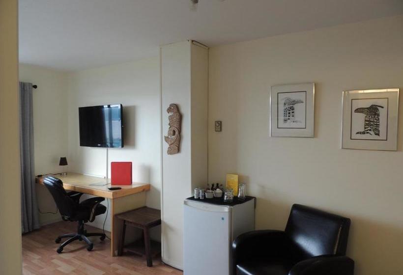 הוסטל Misty Harbour Inn