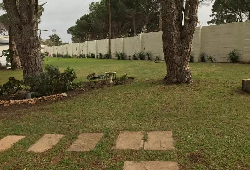 Aamiaismajoitus (B&B) Hoogeind Manor