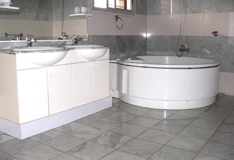 پانسیون Abidjan Guest House